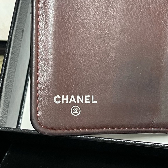 Authentic  Chanel Bifold wallet - Picture 16 of 16